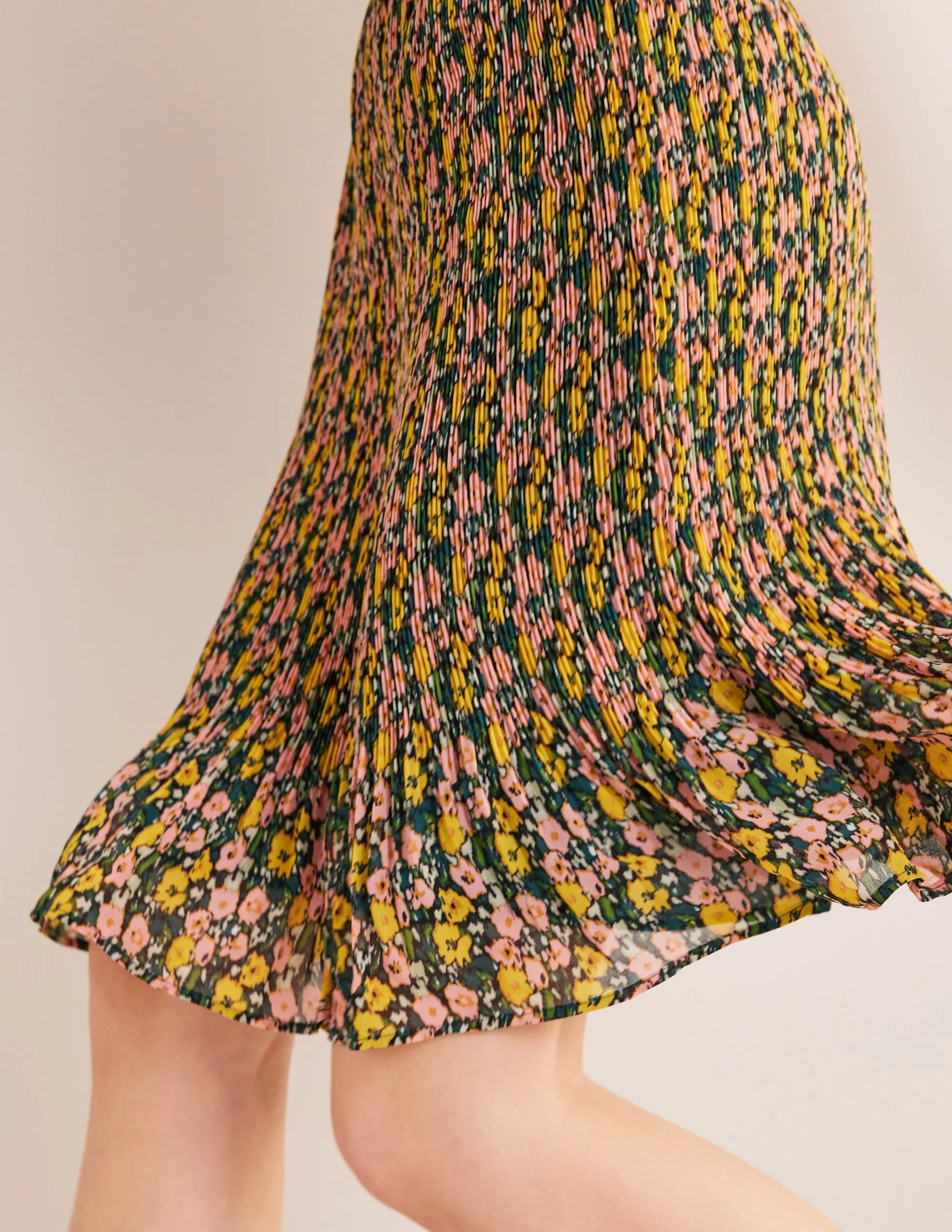 Knee Length Plisse Skirt-Emerald Night, Abstract Poppy